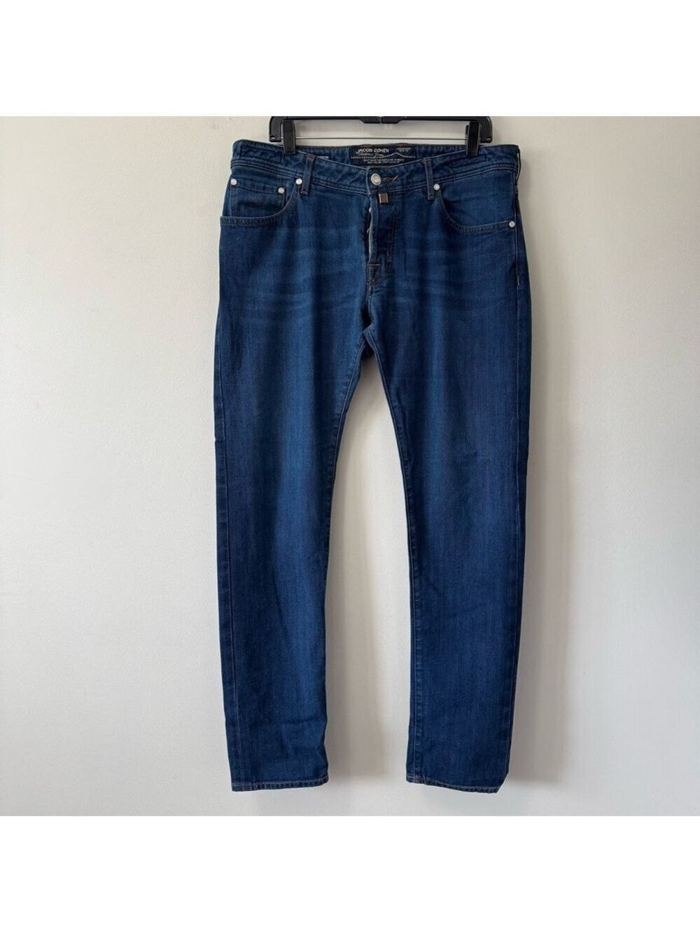 Jacob Cohen Limited Edition Style 622 size 35